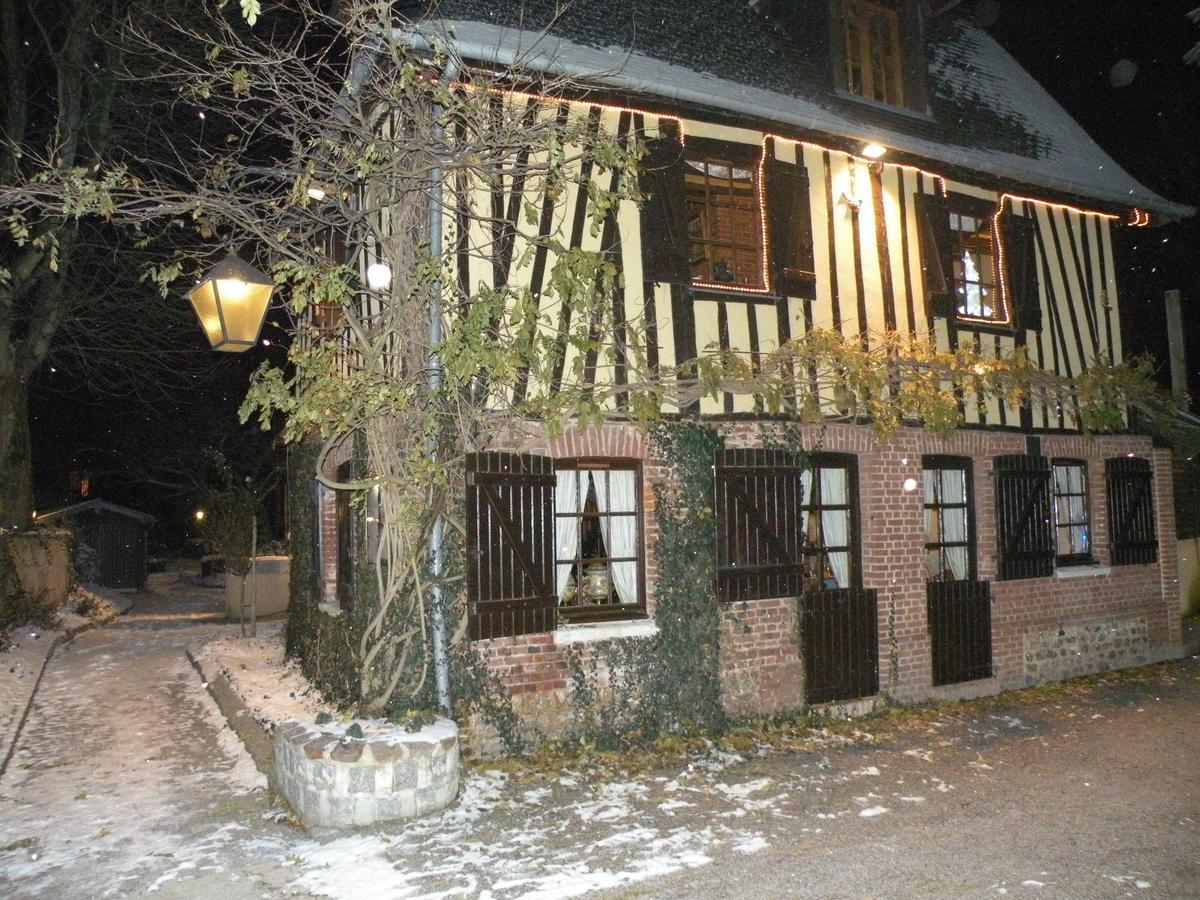 Auberge Du Val Au Cesne Saint-Clair-sur-les-Monts Ngoại thất bức ảnh